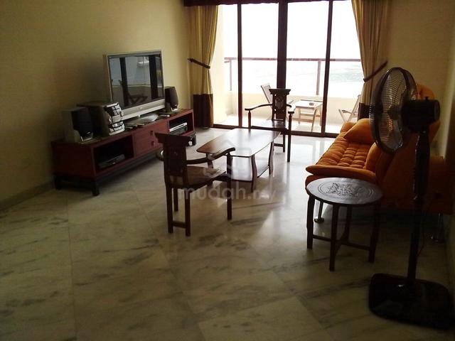 Marina Bay Condominium 1