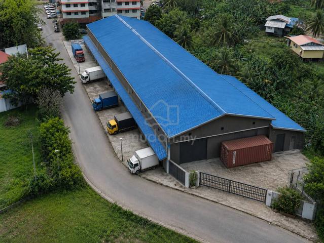 Below Market！18,000 sqft Warehouse Road side 1