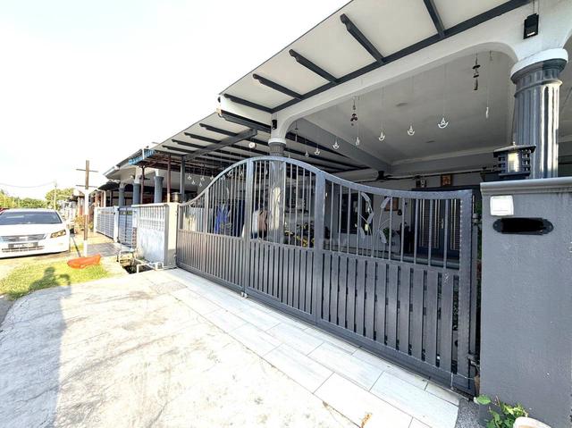 FREEHOLD Double storey taman intan jaya kapar klang 1