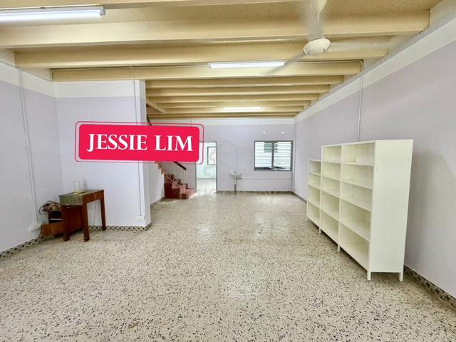 CHEAP RENT @Pulau Tikus Landed Newly Repainted near Moulmein rise 1