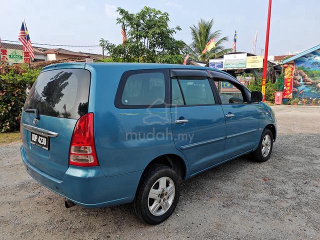 Toyota Innova 2.0 G auto - 2