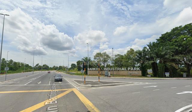 Road Side Commercial Land For Sale 1