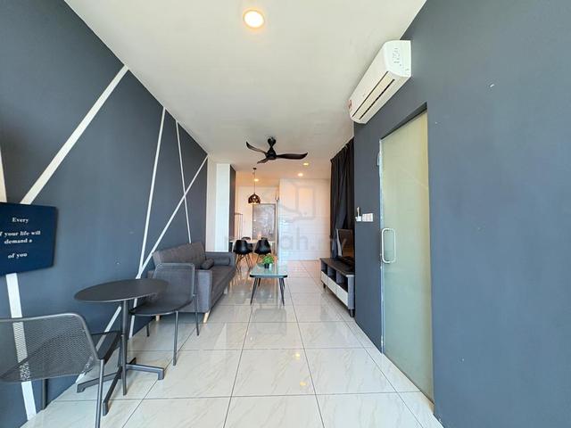 Manhattan Suites @ ITCC 1