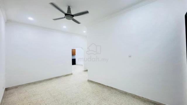 1 Sty Terrace Jalan Simbang Renovated Taman Perling Good Condition 1