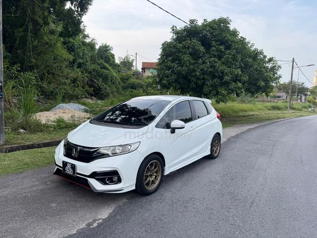 2015 Honda JAZZ 1.5 V (A) FLRS - 1