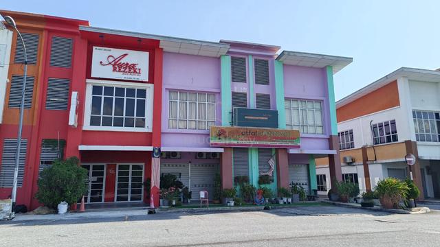 2sty endlot Shop (2600sf) Bukit Mahkota Kajang for rent 1