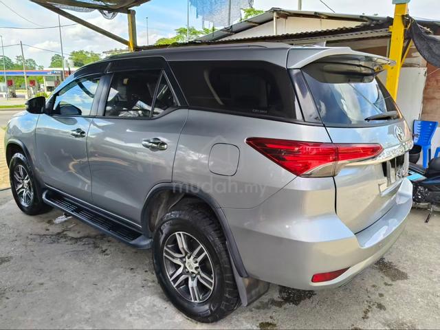 2016 Fortuner 2.4 diesel turbo - 3
