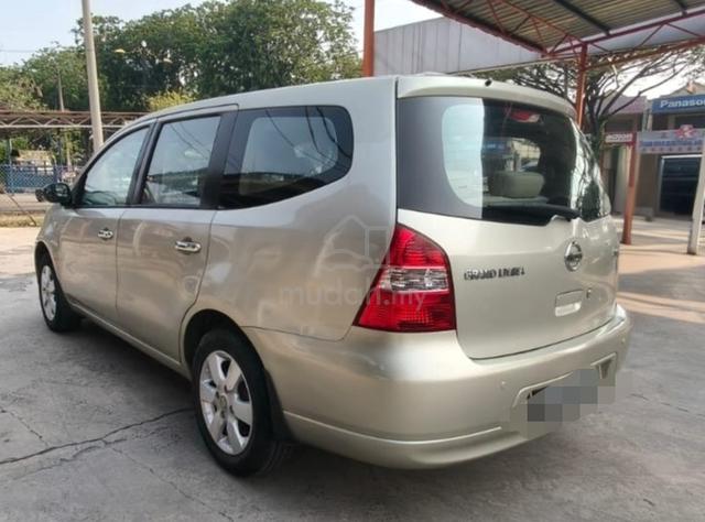 2010 Nissan GRAND LIVINA 1.8 Auto - 4