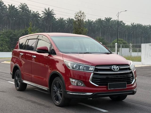 -2018 Toyota INNOVA 2.0 X MPV 6 Seat (A) Full Loan - 4
