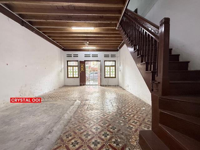 2 Storey Georgetown shophouse Rent at Premier Location 1