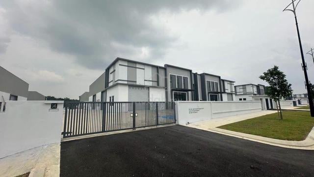 FOR RENT | Eco Business Park Bandar Dato Onn 1