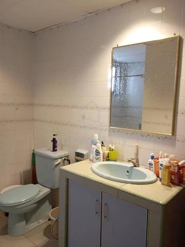 Fully Furnished Middle Bedroom for Rent in Pantai Hillpark Phase 3 5