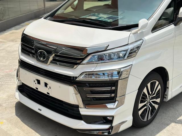 2020 Toyota VELLFIRE 2.5 ZG (A) - 3