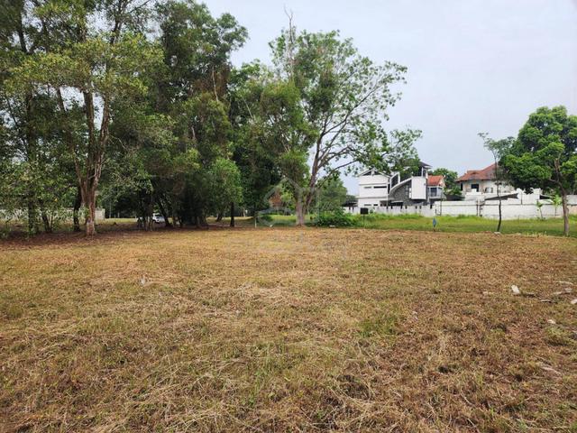 Bungalow Lot Jalan Mihrab Bukit Jelutong Shah Alam 1