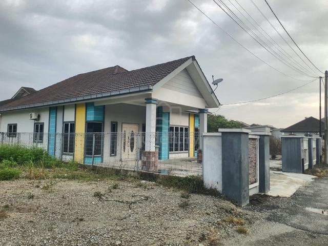 Banglo Batu 9 Kebun Bharu Klang Selangor 1