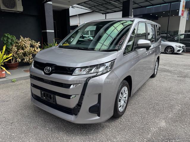 TOYOTA NOAH X 2.0(a)UNREG 2023 - 3
