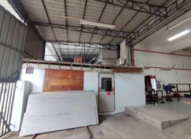 Taman Sri Yaacob Skudai Terrace Factory 35x100 For Rent 1