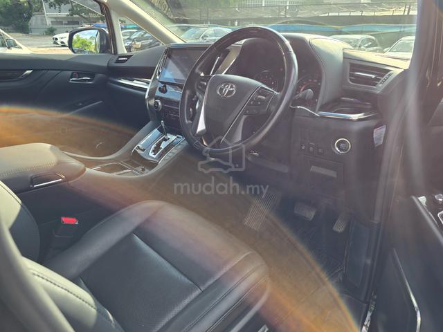 Toyota ALPHARD 2.5 SC Pilot Seat Full Loan - 5