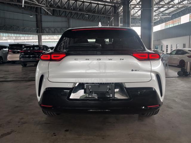 2024 Toyota CROWN 2.5 SPORT Z 5AA CAR 8K KM UNREG - 4