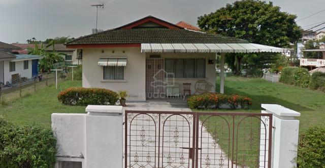 Gelugor Main Road Corner Bungalow | Commercial Use | 6,490 sqft Land 1