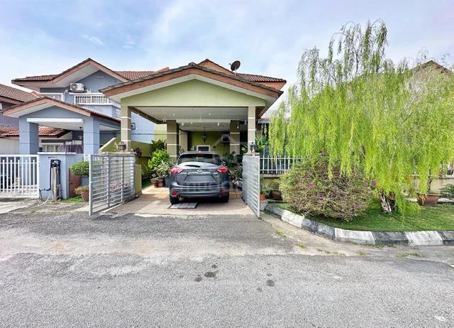 Semi D Seksyen 6 Bandar Bukit Mahkota 1