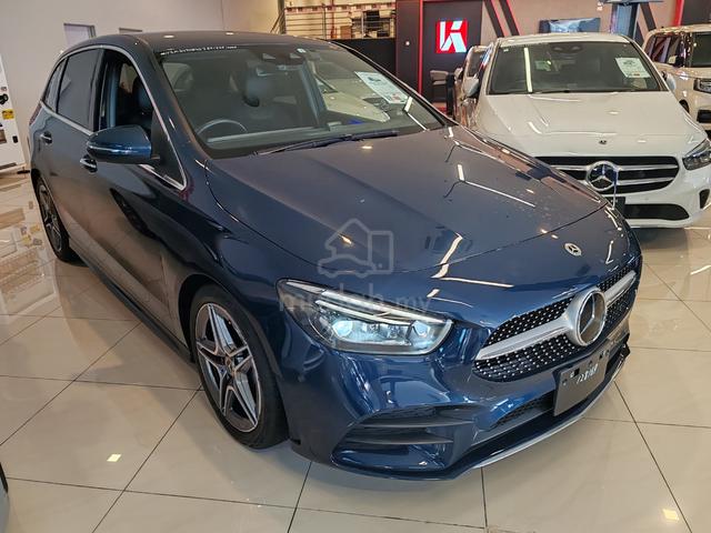 Mercedes Benz B180 AMG LINE - 2