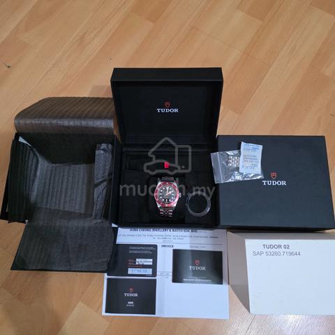 Carousel Image