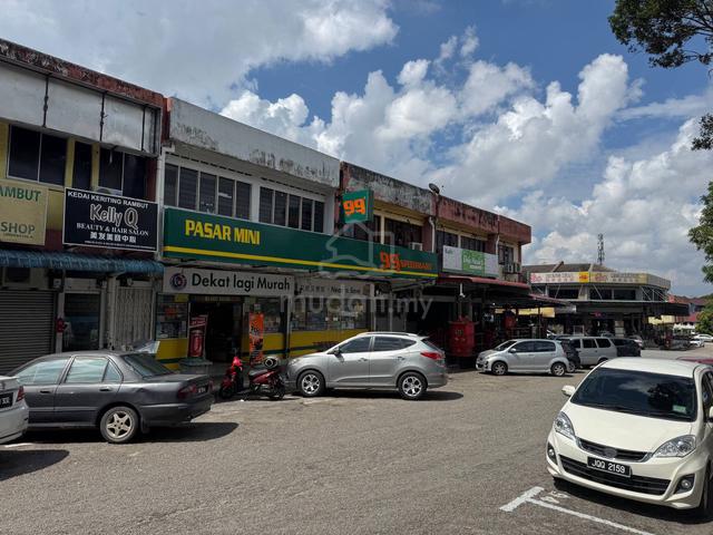 Johor Jaya Shoplot Facing main road 1