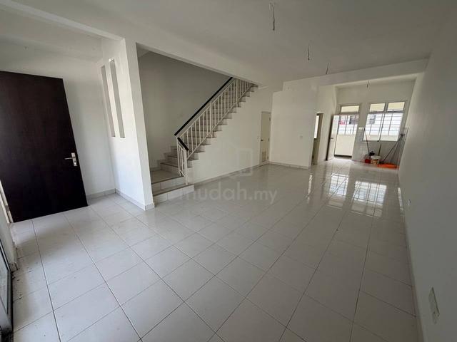 FOR SALE | Double Storey @ Meridin East 1