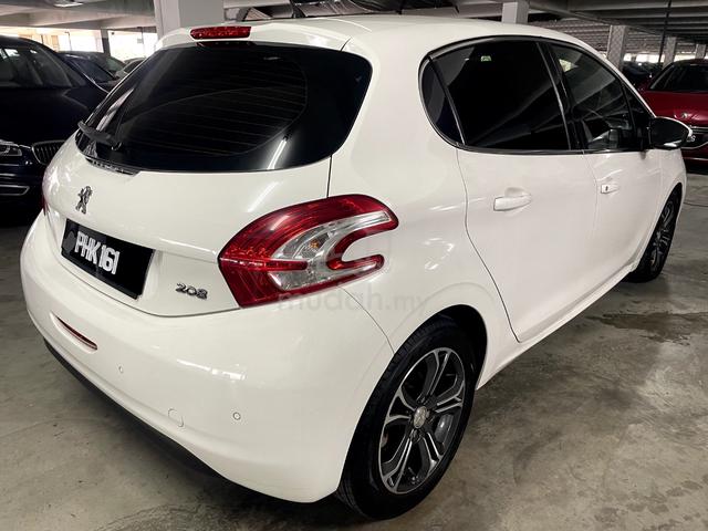 Peugeot 208 1.6 VTi (A) VERY VERY GOOD CONDITION - 2
