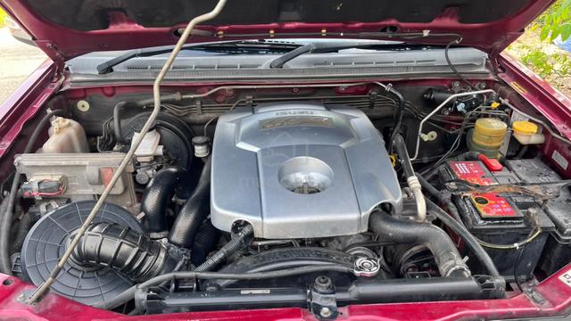 2011 Isuzu D-MAX 2.5 DDI ITEQ 4X4 (PREMIUM) - 5