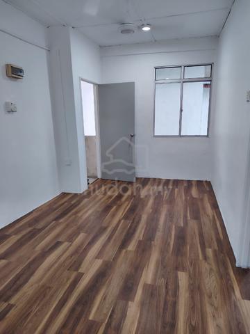 Flat Jalan Susur Barli 1