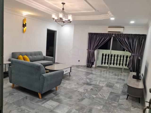 Endah Villa 1