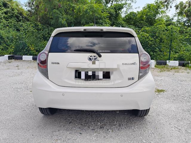 2012 Toyota PRIUS C 1.5 (HYBRID) (A) - 3