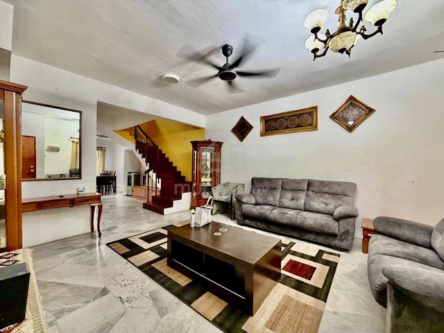 (RENOVATED+FACING OPEN)2 Storey Jalan Wawasan Pusat Bandar Puchong 1