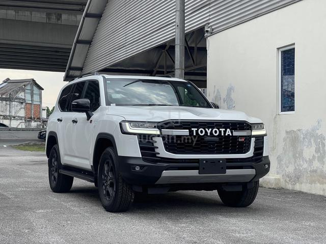 [PETROL] 2025 Toyota LANDCRUISER 300 3.5 GR SPORT - 1