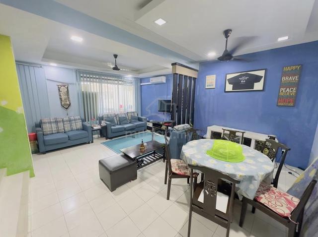GOOD OFFER - GATED GUARDED HOUSE - BANDAR PUTRA KULAI - jalan merak 5