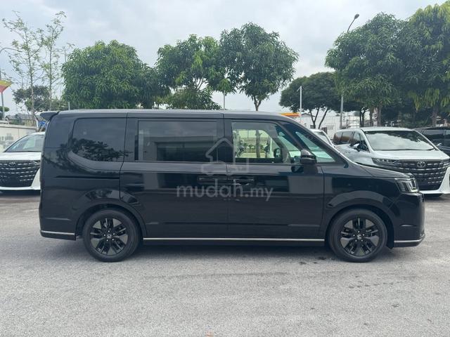2025 Honda STEPWAGON 1.5 SPADA NEW CAR MILEAGE - 3