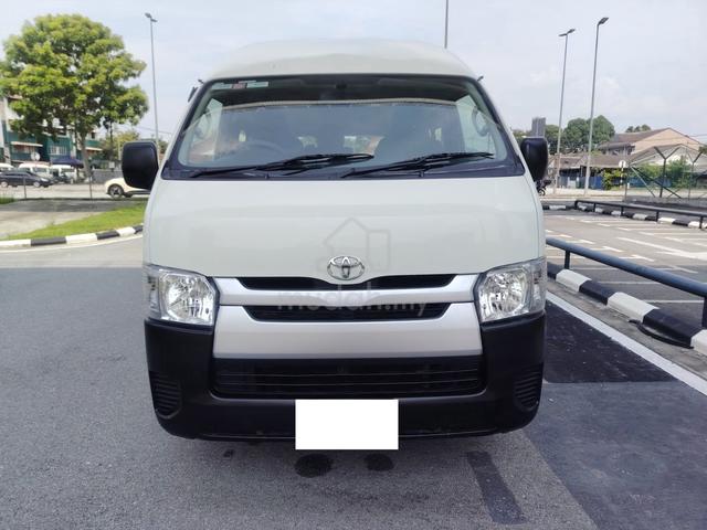 2014 Toyota Hiace 2.5 (M) Window Van - 2