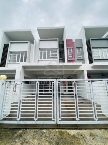 New 2.5 Storey Terrace House Semanja Park, Kajang 1
