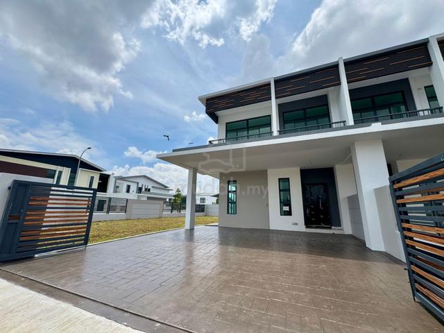 Honeydale Residence 2 Storey Cluster Corner Original Unblock View G&G 1