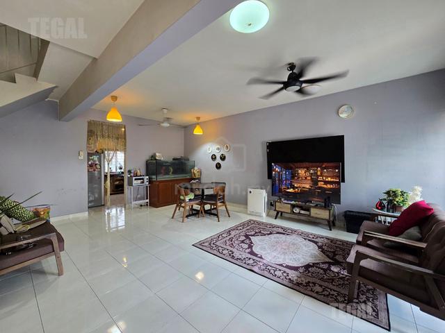 Cheapest Good Condition 20x70 Setia Perdana Setia Alam 2 Storey house 1