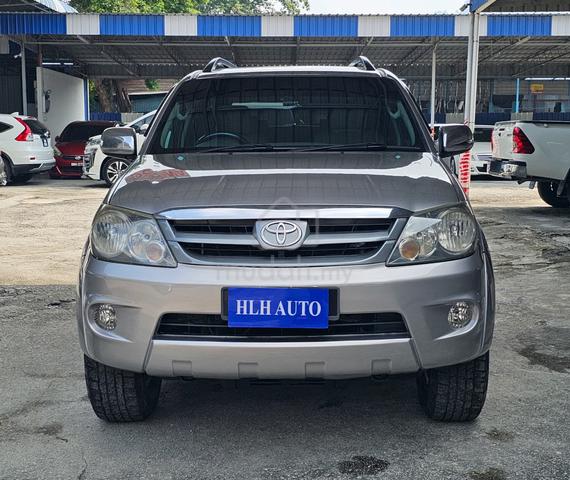2006 Toyota FORTUNER 2.7 V (A) Tip Top Low Mileage - 4