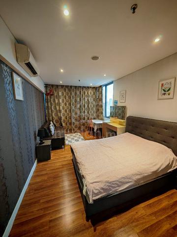 Mercu Summer Suites 1