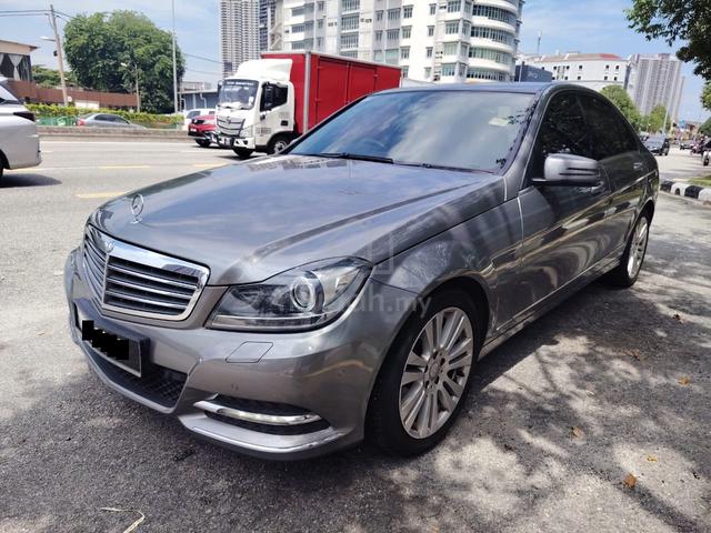 Mercedes Benz C200 CGI tip top condition 1 owner - 1