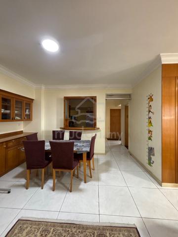 Lanai Gurney 1