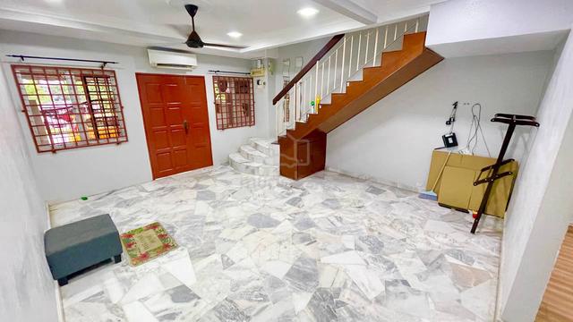 OPEN FACING NICE 2 Storey unit at Taman Kosas, Ampang 1