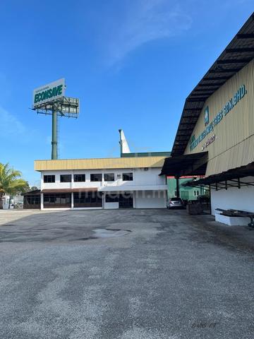 Pandamaran Factory Port Klang 1000 amp 35ft ceiling height with CF 1