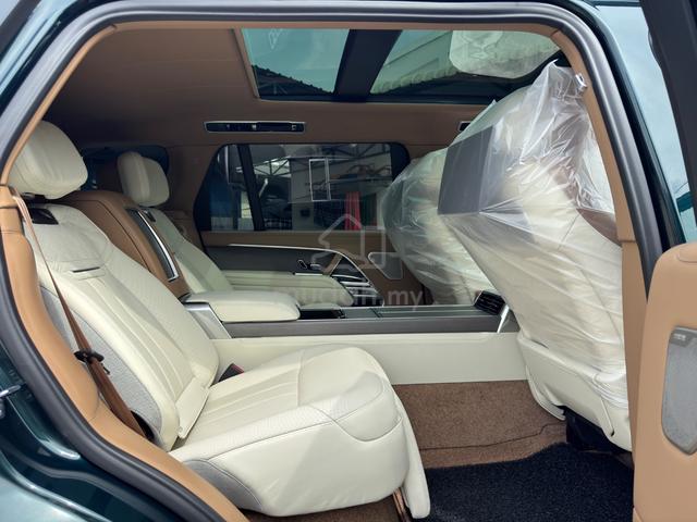 4 Seater 2023 Land Rover RANGE ROVER SV 4.4 VOGUE - 5