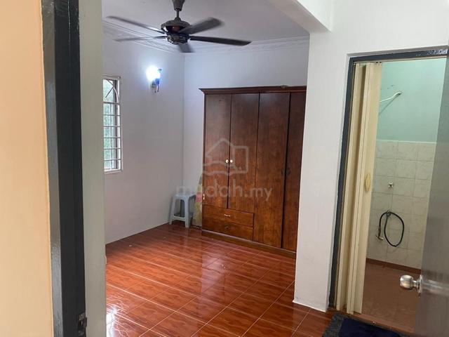 Impian Apartment 1
